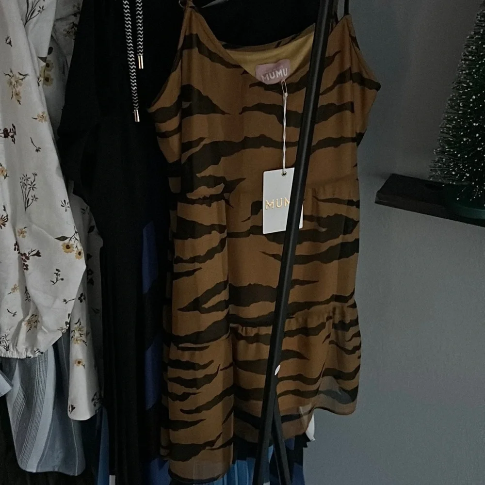 Show me your mumu dress - Picture 1 of 2